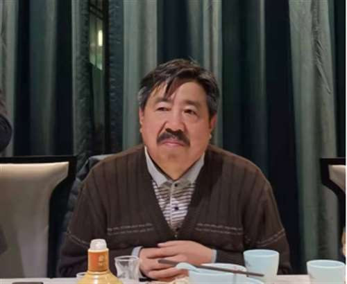 红潮涌动,光明在前