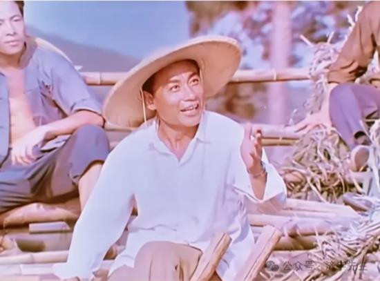 电影艺术家郭振清塑造了两个经典形象：武的李向阳，文的是谁？