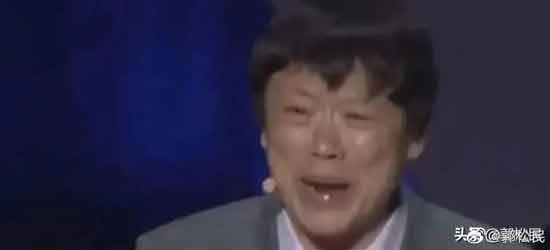按照中国以外有些人的标准，像老胡这样可能还不够。只有彻底表示对于西方资本主义价值和“标准”的认同，才是“合格的”，才是“改革”的方向。在外面一些人看来，中国的“改开”，只能有这个方向——不往那个方向走，只要稍显暧昧犹疑，就会被他们怀疑为“左倾”，怀疑为“不改革”，怀疑为“倒退”。