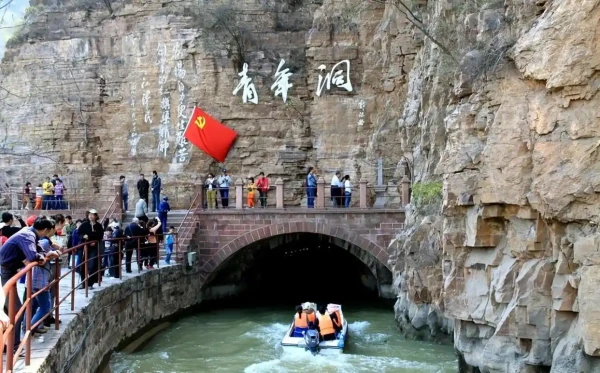 反腐神话:红旗渠投七千万十年,七万人零贪渎奇迹!