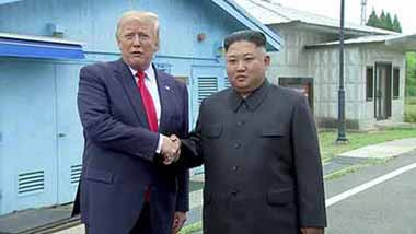 握手了！特朗普与金正恩在韩朝非军事区见面