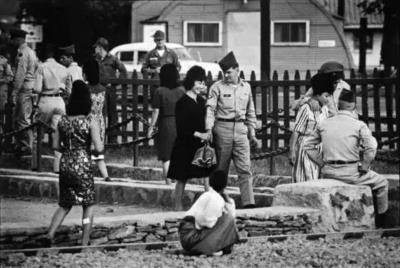 它们之所以迫不及待地与日本媾和,向美国献媚,不惜出卖自己国格,背叛自己的祖先和历史……因为他们害怕,害怕自己时日无多,终将遭到历史的清算。