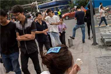 新工人:当下,只能在“不好”和“非常不好”之中做出选择