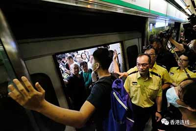 废青又瘫港铁 返工市民闹爆