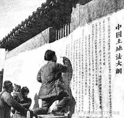 土改后的农村,开展了规模宏大的爱国卫生运动。消灭鼠蚊蝇蟑“四害”、整治饮水卫生、取缔娼妓制度、严禁鸦片种植与吸食……这些在西方社会历经数世纪仍未能根治的顽疾与社会毒瘤,在新中国成立后的极短时间内被基本肃清。