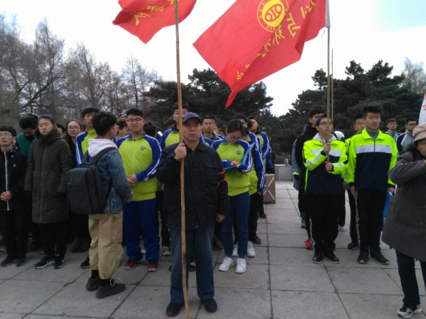 2019年清明节长春人民群众纪念毛主席、祭奠革命英烈
