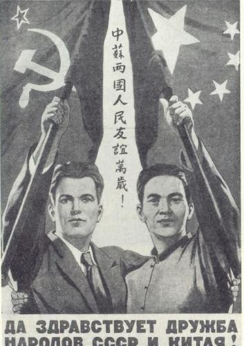 只要是阶级社会,就有阶级专政,阶级专政是阶级社会全部历史的一个基本特征,阶级专政贯穿全部阶级社会。正是在整个阶级存在历史的跨度上看无产阶级专政,才会明白,无产阶级专政本身并不稀奇,因为之前的统治阶级都专政过了。我们之所以在阶级斗争和无产阶级专政这两个点中得出或然的结论,那是因为把无产阶级专政看成了特殊的现象而已,他们忘了无产阶级专政也同历史上所有的阶级专政一样,都是统治阶级的专政。