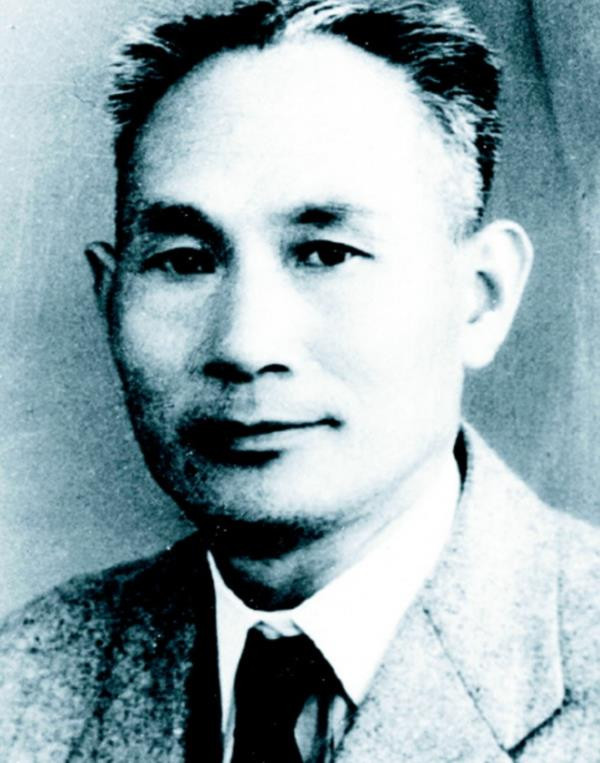 国军少将有恩于我军,解放后毛主席派人找,一查才知:已逃到香港