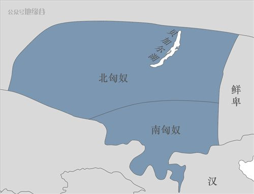为了转移土耳其国内民众的注意力，埃尔多安频频出兵国外的同时，也不得不在民族问题上大做文章，他大力鼓吹泛突厥主义，宣扬土耳其昔日的辉煌，以试图提升民众的自豪感。所以，土耳其人冒认匈奴、突厥为土耳其的祖先也就不奇怪了。