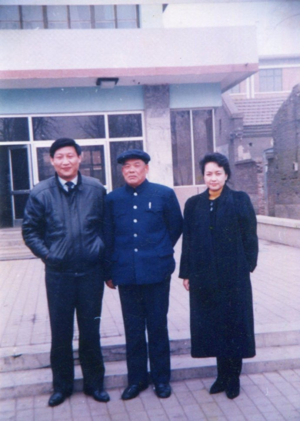 刘仰：贾大山、李小文，读书人