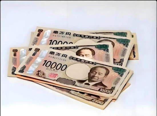 鸠山由纪夫揭秘内幕：中国放弃日方索赔，背后隐藏深厚条件！