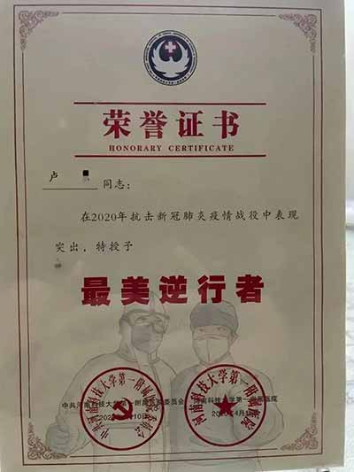 现在，大量中小学、国有企业、银行、医院等机构，大量使用劳务派遣，不仅时间上远远超过6个月的限定，而且在大量一线主力岗位使用，早就突破了法律规定的临时性、辅助性、替代性、10%这四个硬性约束。