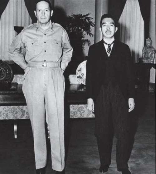 无论谁上台,只要是自民党执政,日本政府的外交基调,就是充当美国的亚洲爪牙。