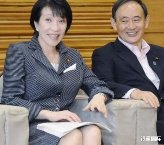 狂言当首相后一定拜鬼,这个日本女人黑历史多得很!