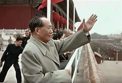 毛泽东思想,非但没有“过时”,它,恰恰是,也依然是,我们在21世纪,用以屠杀这头“新恶龙”的最锋利、最完整、也最无可替代的“思想兵器谱”。