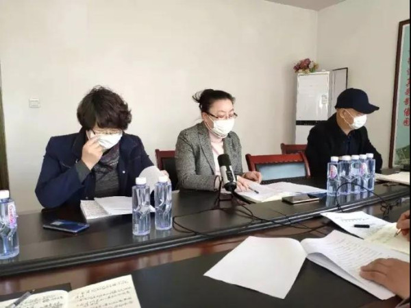 如果当官不能为民做主,那这官还不如不要。