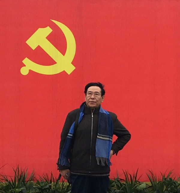 而今的“中体西用”就是以毛泽东思想和习近平新时代中国特色社会主义思想为体，世情为鉴，国情为据、吸收客体的西学中先进的科技为我们社会主义的本体服务。并以此做为中国特色社会主义思想理论和实践的基础，进行改革与创新。
