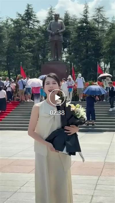 毛主席铜像广场惊现特殊花篮:“杨子荣”童祥苓狂怼公知为伟人晚年辩护!