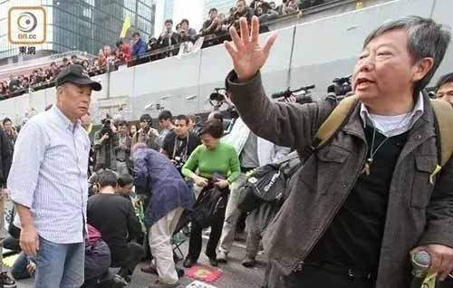 美国国家民主基金会“鬼打鬼”