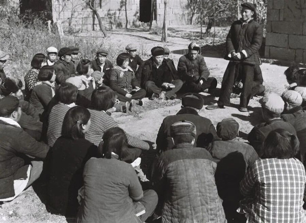 “公社”为何物？：英国记者1960年走访中国15个人民公社