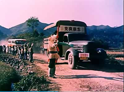 解放牌卡车跑了整整70年：毛主席亲自领导我国汽车工业零的突破