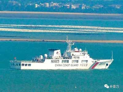 美国极力夸大中国与越南和其他南海争议国家的矛盾，就是为了让自己有机会重新成为东南亚国家的“靠山”，让自己恢复在这个地区的影响力。