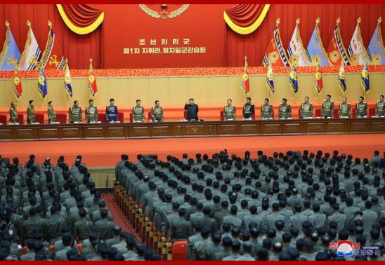 朝鲜人民军第一次指挥官及政治干部讲习会举行 金正恩同志出席指导讲习会