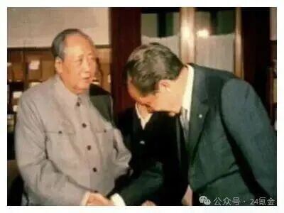 美国制造国际紧张,反而使世界人民“得到教育,得到锻炼”