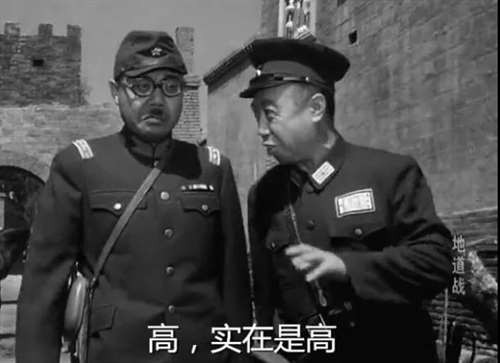 不会吧不会吧,还真有人以为英国女王是个吉祥物啊?