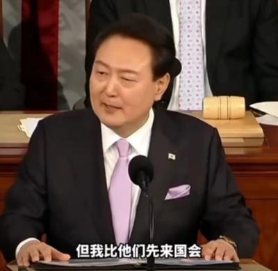 它们之所以迫不及待地与日本媾和,向美国献媚,不惜出卖自己国格,背叛自己的祖先和历史……因为他们害怕,害怕自己时日无多,终将遭到历史的清算。