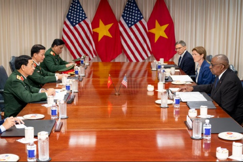 肖志夫:美国防部高官称,美越国防合作“一直在扩大”