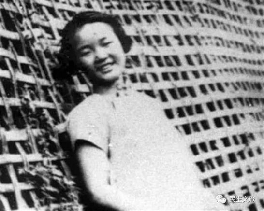 暗战：扣住戴笠脉搏的女地下党