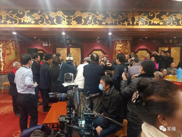 北京传来5场纪念毛主席诞辰127周年大型活动,毛主席的孙媳刘滨也参加了