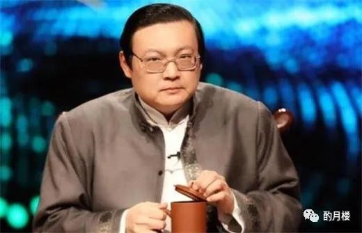 请给历史、给英雄、给人民群众一点点起码的善意和尊重！