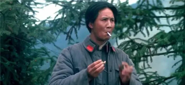 希望四渡赤水战役的故事不只能折服当下的中国孩子们，更能为这个极不公平、极不正义和极为丛林法则的残酷世界提供一条可以以善抗暴、以弱胜强的优越路线。