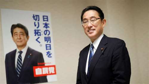 岸田文雄首相，会让日本更“作”？