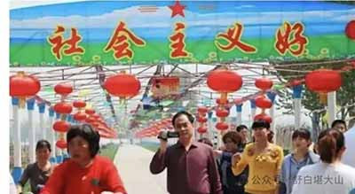 公有制是社会主义的核心制度，它体现了平等、公平、共享的价值观。我们需要认真反思，社会主义的初衷是为了解决人民的根本利益，是为了实现人民的共同富裕。我们的改革是为了惠及全体人民，而不是为了造就一批资本利益集团。