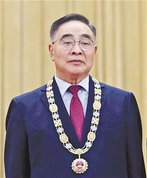 人民日报|张伯礼:中医抗疫,救治病患