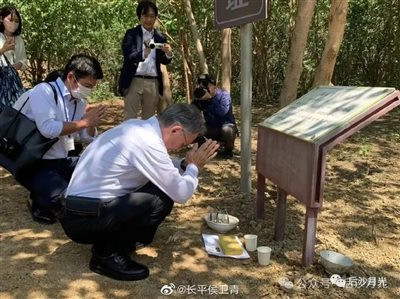琉球复国之路,很远,也很艰难。 但首先我们要做的是,决不能够让日本人掌握琉球的话语权,“灭其国、毁其史”! 在琉球问题上,心虚的日本人怕什么,我们就给它来什么!