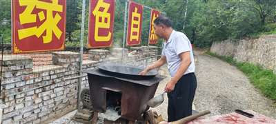 太行红色联谊会举行纪念毛主席逝世49周年系列活动花絮（2）