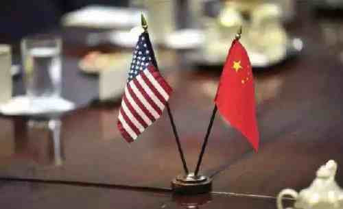 美国现在当政的精英们,基本都是这样一个思路,无论是民主党还是共和党,他们在共同对抗中国这一点上是完全一致的。不要指望在中期选举之后,即使共和党掌握了众议院,美国政府与国会的对华政策不可能有根本性的变化。对此,我们不能存在任何不切实际的幻想。