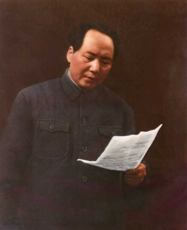 当你感到迷茫又压抑,不妨读读毛泽东诗词
