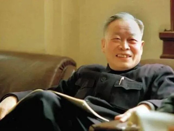 他离开了34年，今天仍值得所有国人铭记和怀念！
