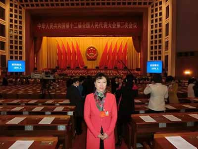 真是咄咄怪事了,难道就是学生的事了?