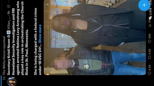是的。美国社会的种种病灶——医疗债务、住房危机、中产塌陷、底层固化——已经存在了几十年，而且在加剧。但为什么没有爆发大规模的、系统性的"反对"运动？为什么没有出现根本性的制度变革？