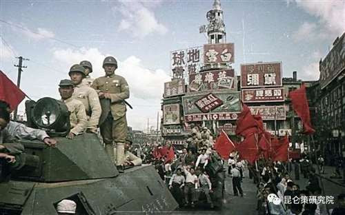 上海，不是外国的上海，不是帝国主义的上海，而是中国的上海，是人民的上海。